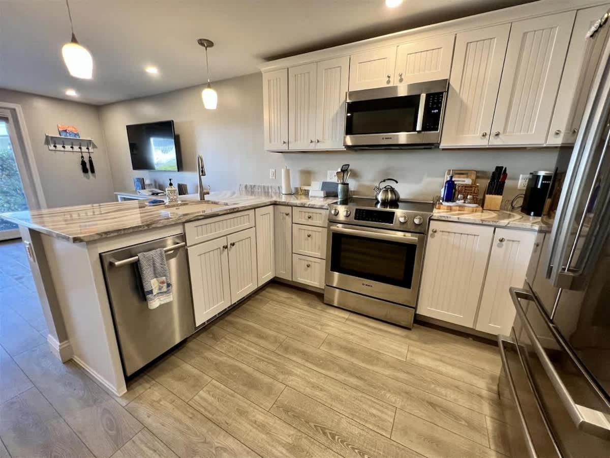 Updated Ocean Towers Condo In Ogunquit Exteriör bild