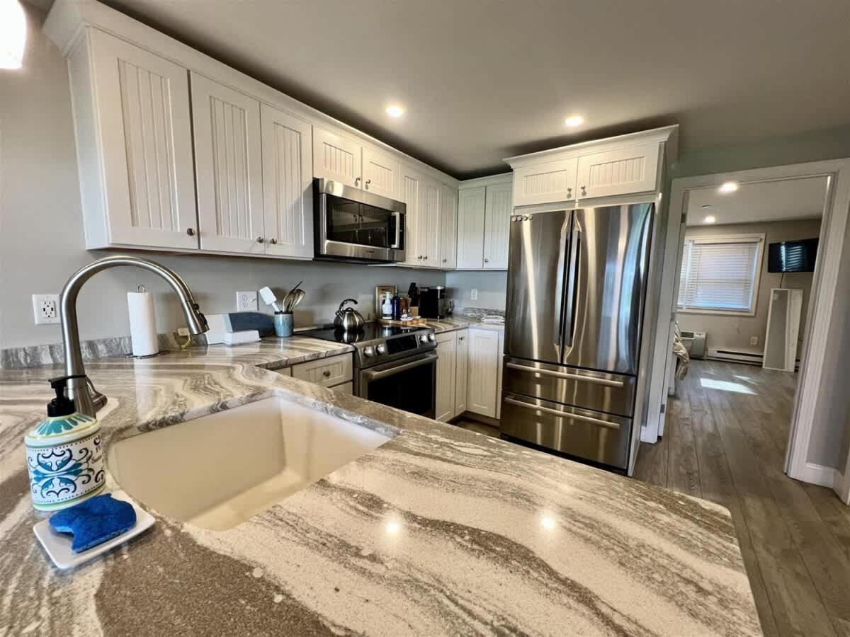 Updated Ocean Towers Condo In Ogunquit Exteriör bild